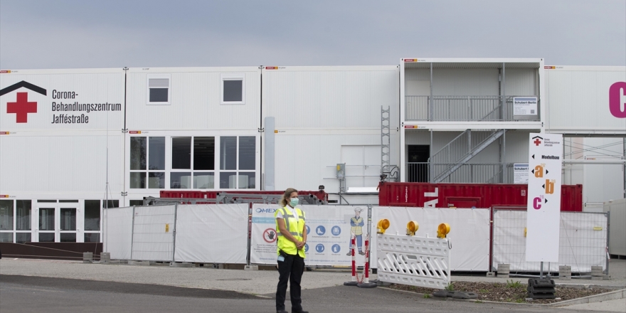 Almanya'da Son 24 Saatte 11 Kişi Kovid-19 Nedeniyle Hayatını Kaybetti