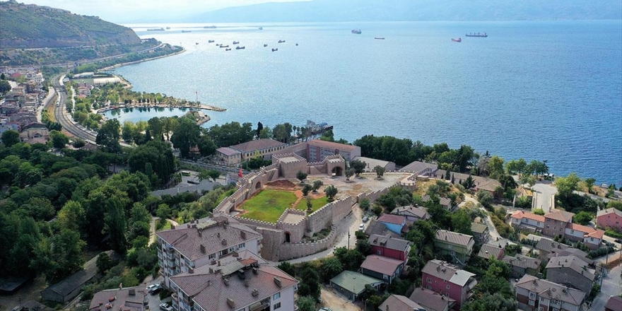 Körfez'in 1400 Yıllık Kalesi Turizme Kazandırılıyor