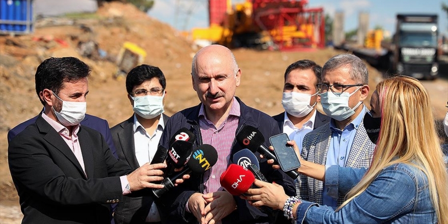 Bakan Karaismailoğlu: Çamlıca Tepesi'ndeki 28 Devasa Antenin Tamamı Kaldırıldı