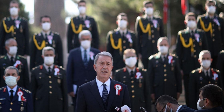 Bakan Akar'dan Ege Ve Doğu Akdeniz Açıklaması: Bizi Test Etmeyin