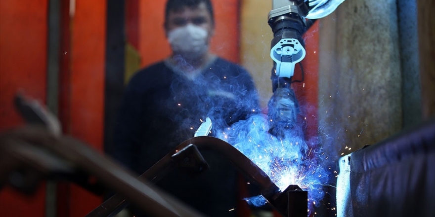 Sanayi Üretimi Üçüncü Çeyrekte Güçlü Büyümeye İşaret Ediyor