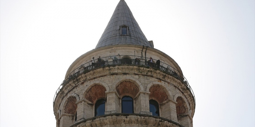 Galata Kulesi Bir Haftada 15 Binden Fazla Ziyaretçi Ağırladı