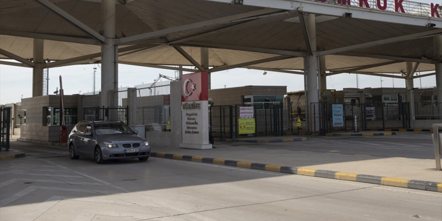 Gümrüklerde Yurt Dışından Geçici Giriş Yapan Araçlar İçin Süre Kolaylığı