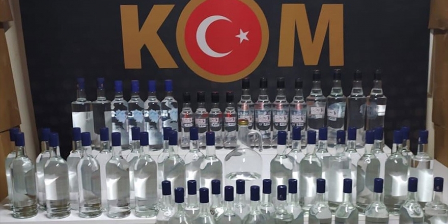 Dün Düzenlenen Operasyonlarda 1552 Şişe Ve 3 Bin 232 Litre Kaçak/sahte Alkollü İçki Ele Geçirildi