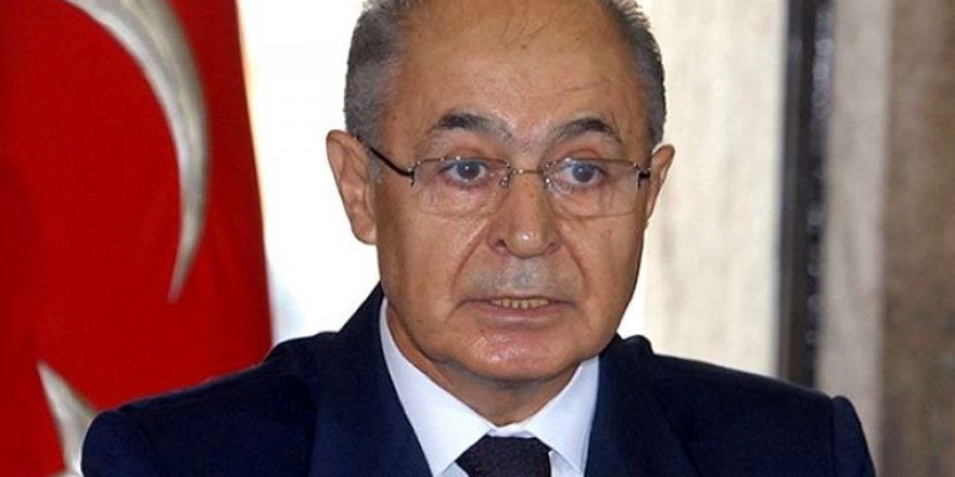 Sezer, AYM'de Işıkların Neden Yandığını Açıkladı