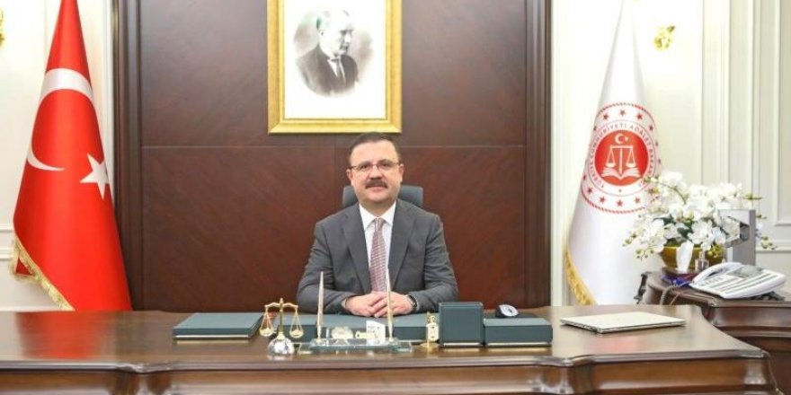 Adalet Bakan Yardımcısı Görevden Alındı