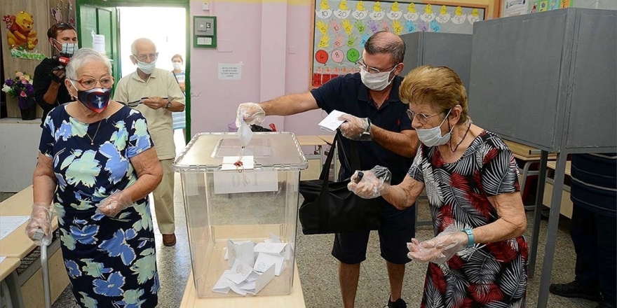 Kktc'de Cumhurbaşkanlığı Seçiminin İkinci Turu İçin Oy Kullanma İşlemi Başladı