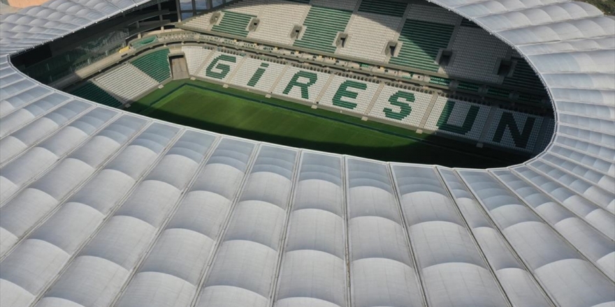 Türk Sporuna Hizmet Edecek 'Çotanak Stadı'nda Son Rötuşlar