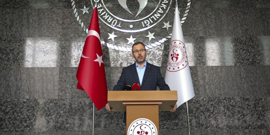 Bakan Kasapoğlu: Gençlik Kamplarının Kapılarını Sağlık Çalışanları Ve Ailelerine Açtık