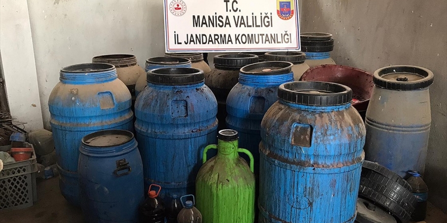 Manisa'da Yaklaşık 20 Ton Kaçak Şarap Ele Geçirildi