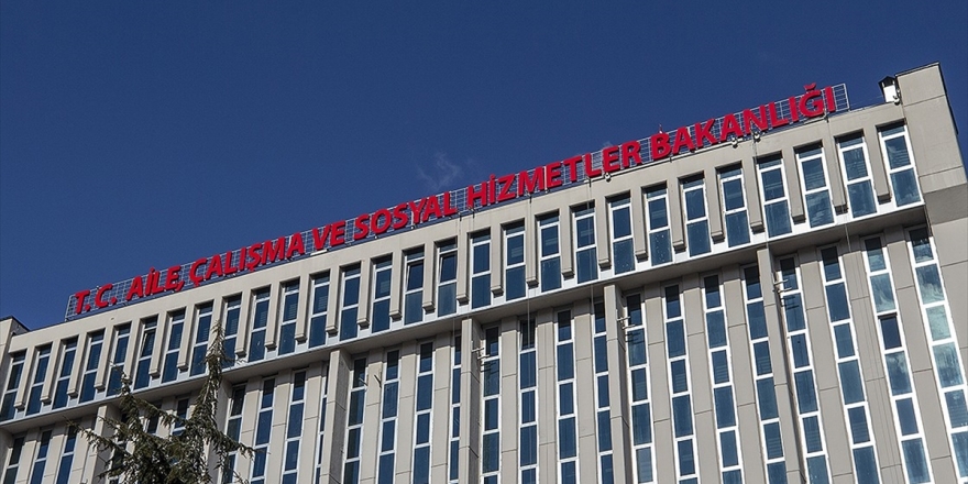 Kuruluş Bakımı Altındaki Engelli Öğrenciler İçin 'Yüz Yüze Eğitim' Talimatı