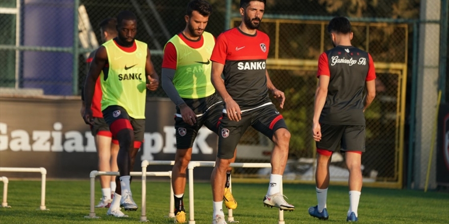 Gaziantep FK Ligi İlk 10'da Bitirmeyi Hedefliyor