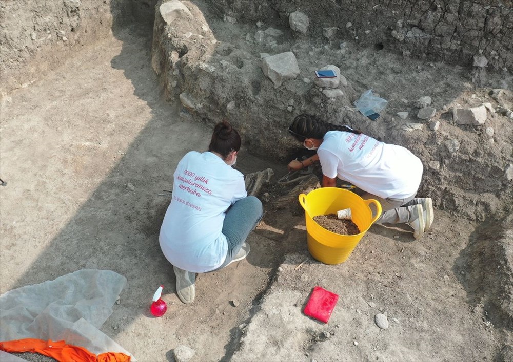 Bilecik'teki Batı Anadolu’nun en eski ergen iskeleti bulundu