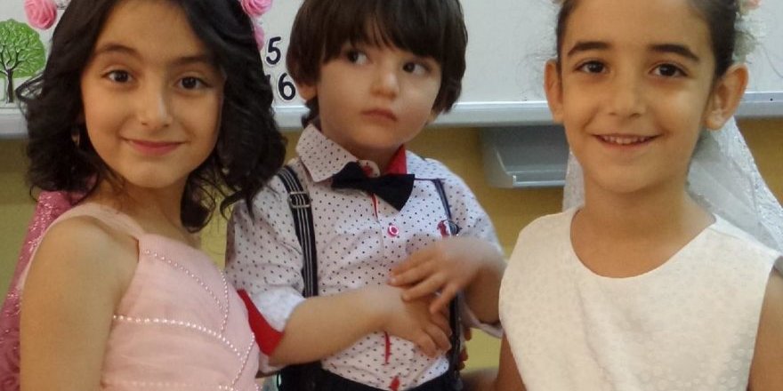 Anne ve Üç Çocuğunun Kurtulduğu Enkazdan Acı Haber