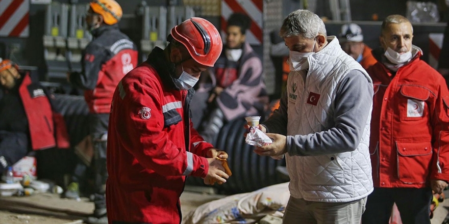 İzmir Valisi'nden hırsızlıklara karşı soygun uyarısı