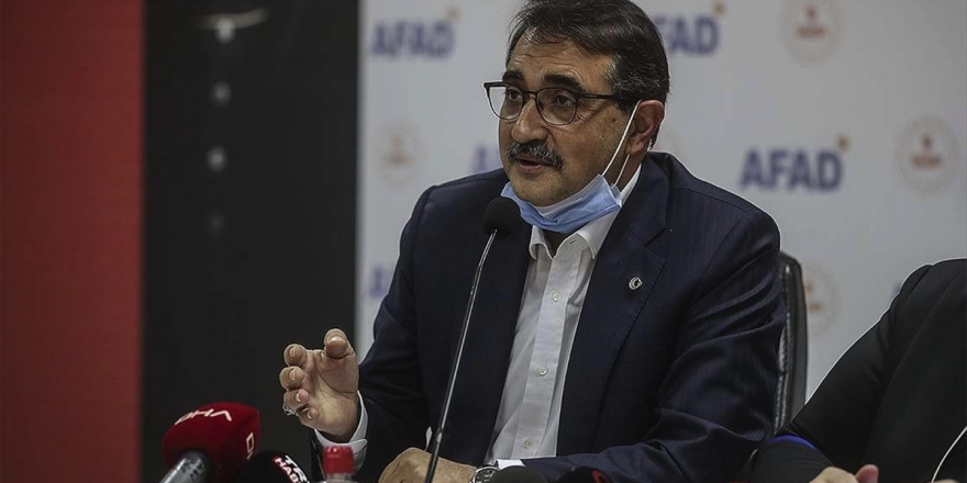 Bakan Dönmez: İlk 30 Saatte İzmir Genelinde Elektriği Sağlamış Olduk