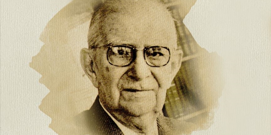 Türk Basını Ve Sporuna Adanan Ömür: Burhan Felek