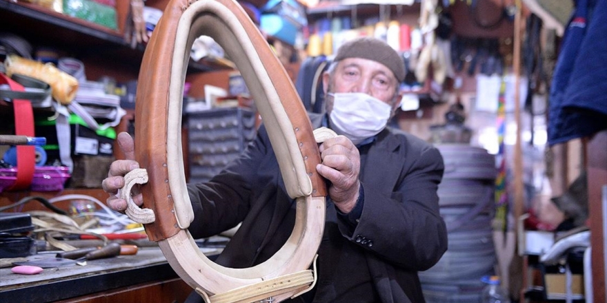 81 Yaşındaki 'Hamut' Ustası Mesleğini Yaşatmak İçin Zamana Direniyor