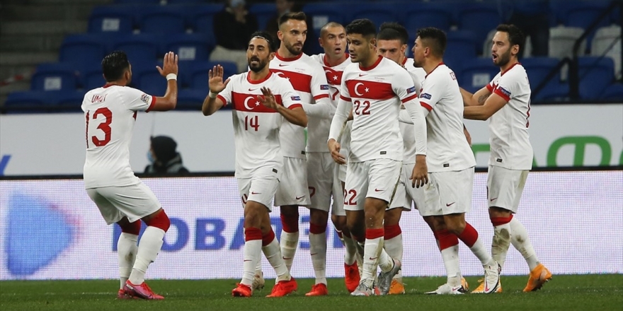 A Milli Futbol Takımı'nda Aday Kadro Açıklandı