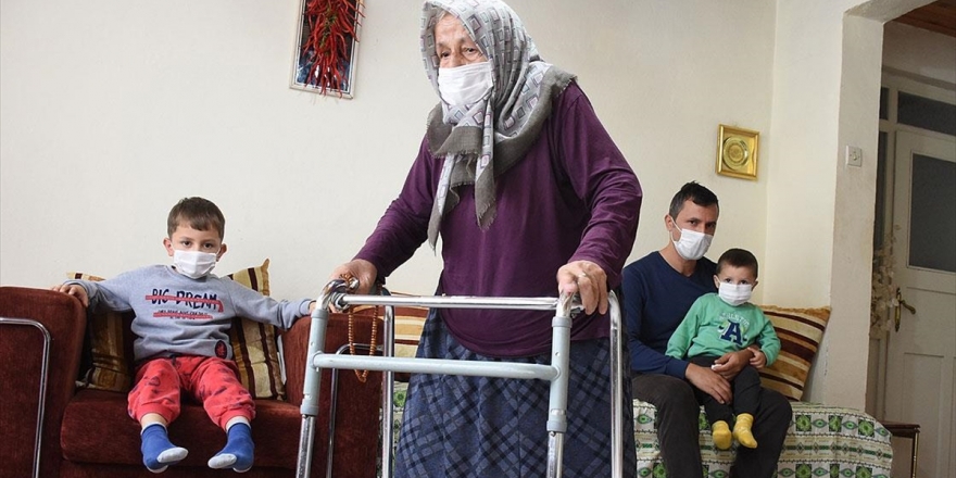 90 Yaşında Kovid-19'u Yenen Fati Nine: Bu Yaşıma Geldim Böyle Hastalık, Böyle Ağrı Görmedim