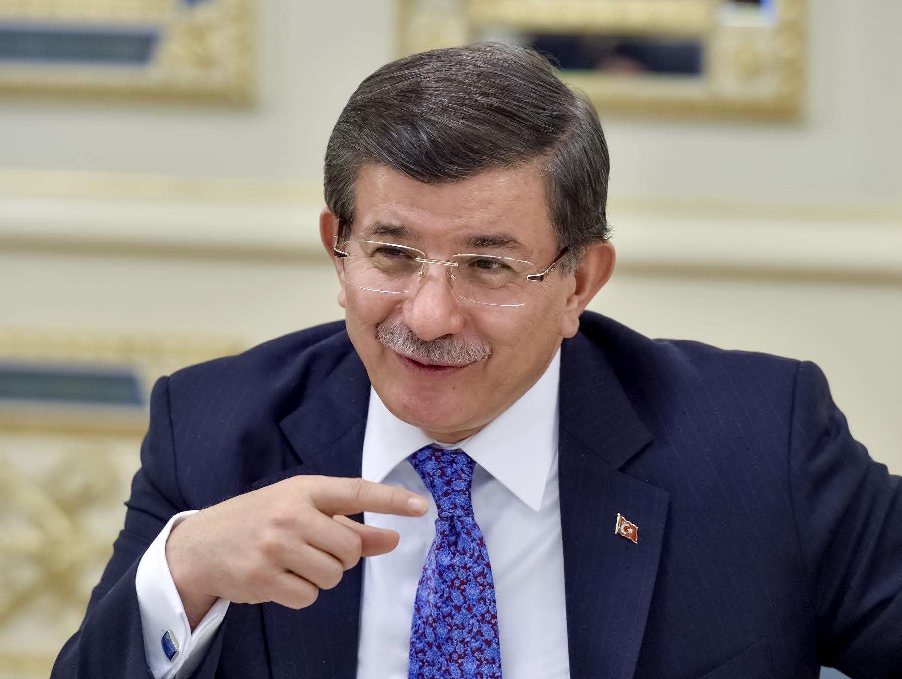 Kerime Yıldız yazdı: Ahmet Davutoğlu hepimizi kandırmış