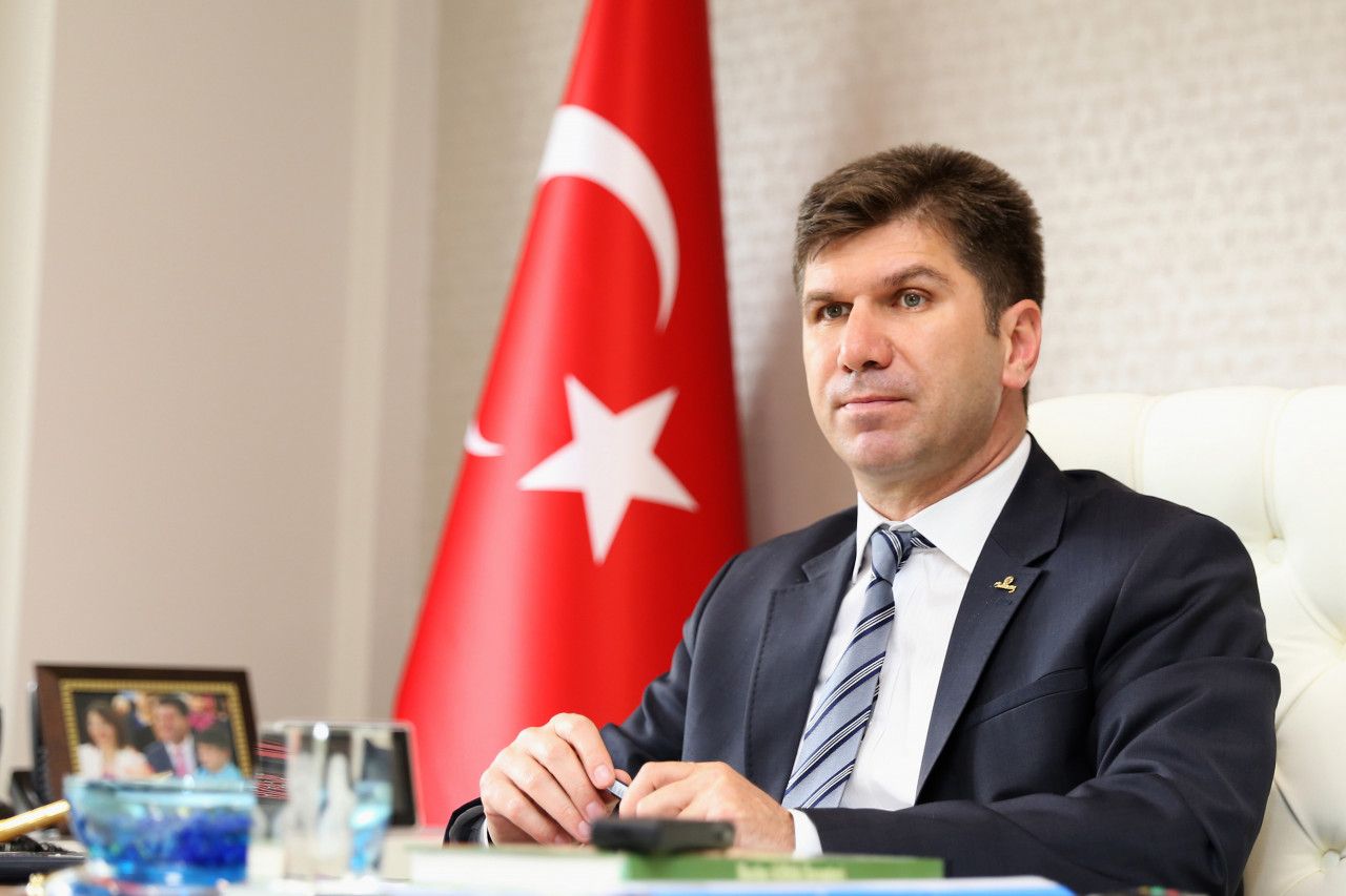 Koronavirüse yakalanan Burdur Belediye Başkanı Ercengiz hastaneye kaldırıldı