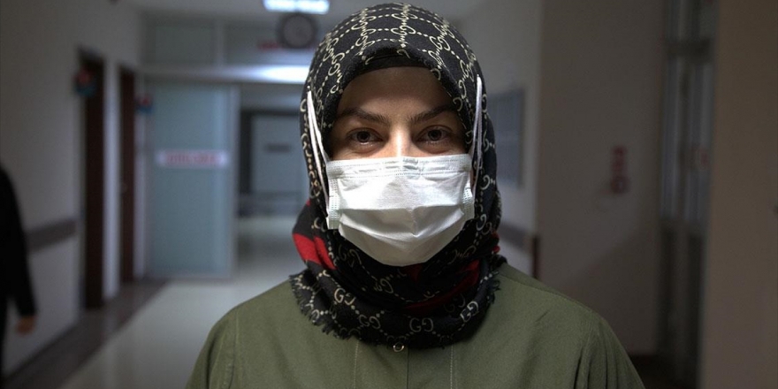 Kovid-19'u Yenen Hemşireden Uyarı: Boğularak Ölmek İstemiyoruz Diyen Çok Hastamız Oluyor
