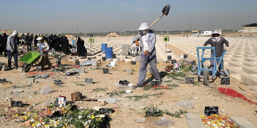 İran'da Son 24 Saatte 482 Kişi Kovid-19'dan Hayatını Kaybetti