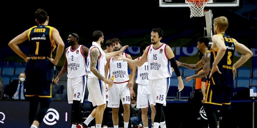 Anadolu Efes Thy Avrupa Ligi'nde Farklı Kazandı