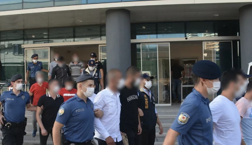 FETÖ’nün iş insanları yapılanmasına operasyon: 28 gözaltı