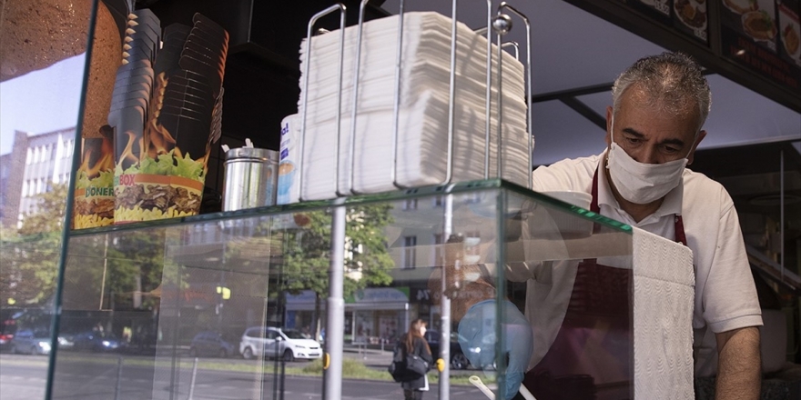 Yeni 'Kovid-19 Tedbirleri' Uygulanmaya Başlıyor