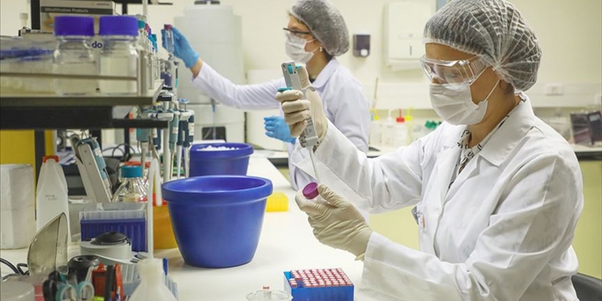 Sağlık Bakanlığından Kovid-19 'Pcr' Testi İçin Farklı Tarife Uygulayan Kuruluşlara Yaptırım