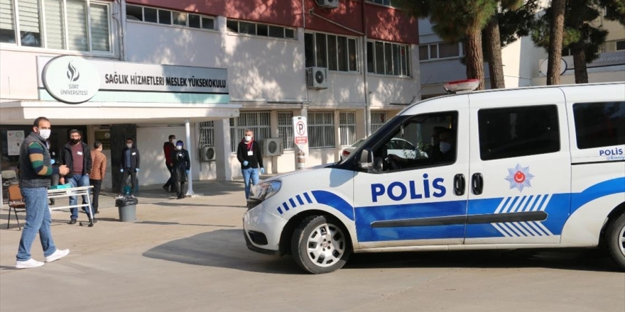 Emniyet Ekipleri Kpss'ye Geç Kalanların İmdadına Yetişti