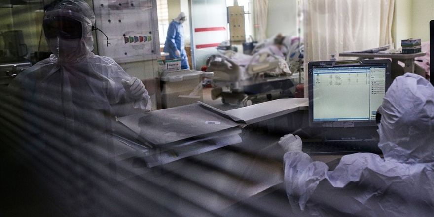 Türkiye'de Son 24 Saatte 6 Bin 17 Kişiye Kovid-19 Tanısı Konuldu, 139 Kişi Hayatını Kaybetti