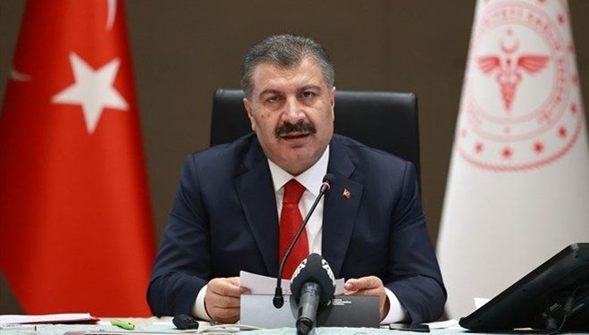 "Salgınla mücadelede bir fedakarlık sınavındayız"