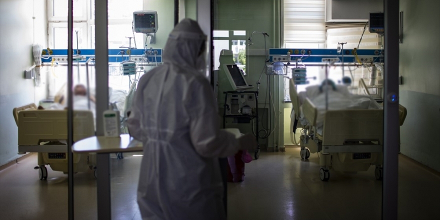 Kovid-19 İle Mücadelede Zorlu Düşman 'Sitokin Fırtınası'