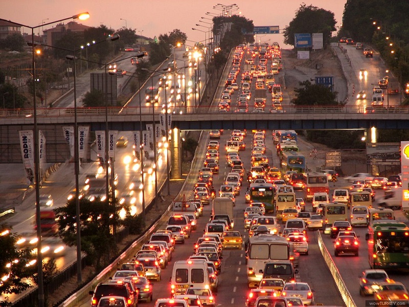 Zorunlu trafik sigortasında 9 ayda 1.4 milyar TL kâr