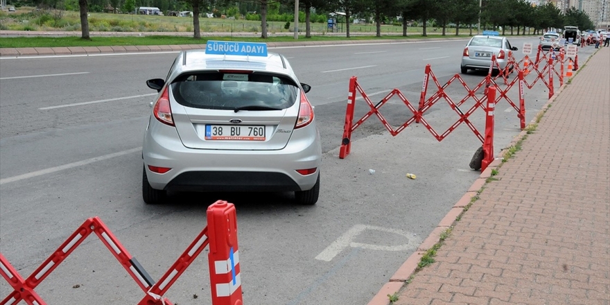 Meb'e Bağlı Kurslarda Birebir Yapılan Uygulama Eğitimlerine Devam Edilebilecek