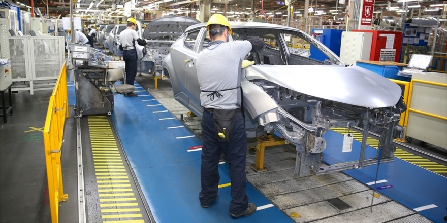 'Otomotiv Şehri Sakarya' Üretiyor, Dünya Sürüyor
