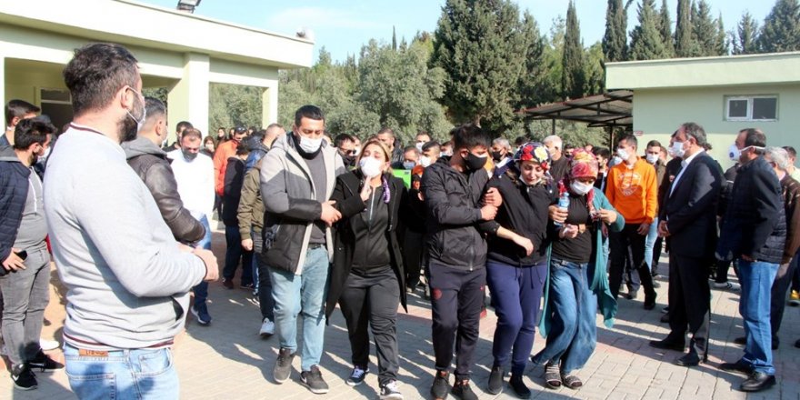 Adana'da Gözyaşları Sel Oldu!