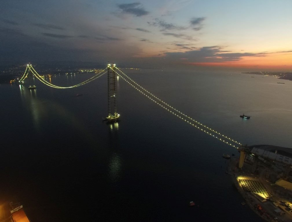 Müteahhitlerin müthiş kârı: 10.7 milyar dolar