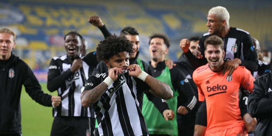 Beşiktaş'ın Derbilerde Yüzü Daha Çok Gülmeye Başladı