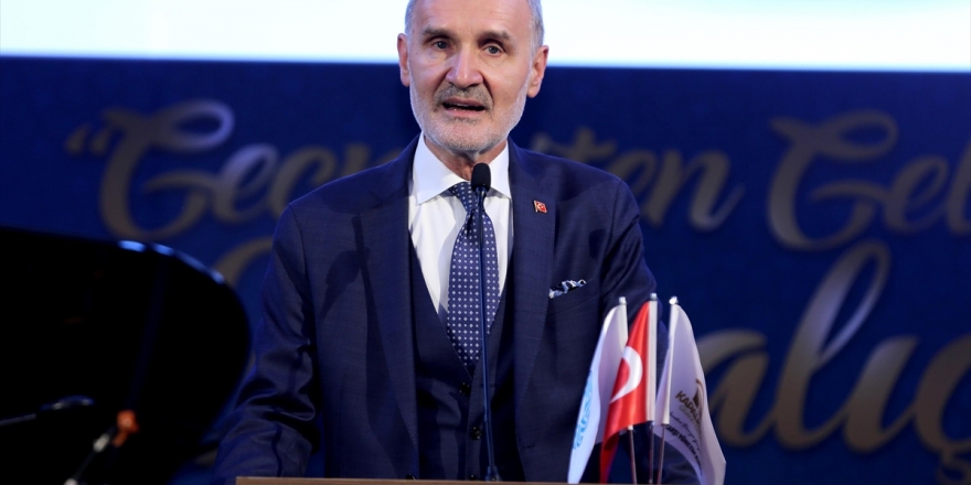 İş Dünyası Büyüme Rakamlarından Memnun