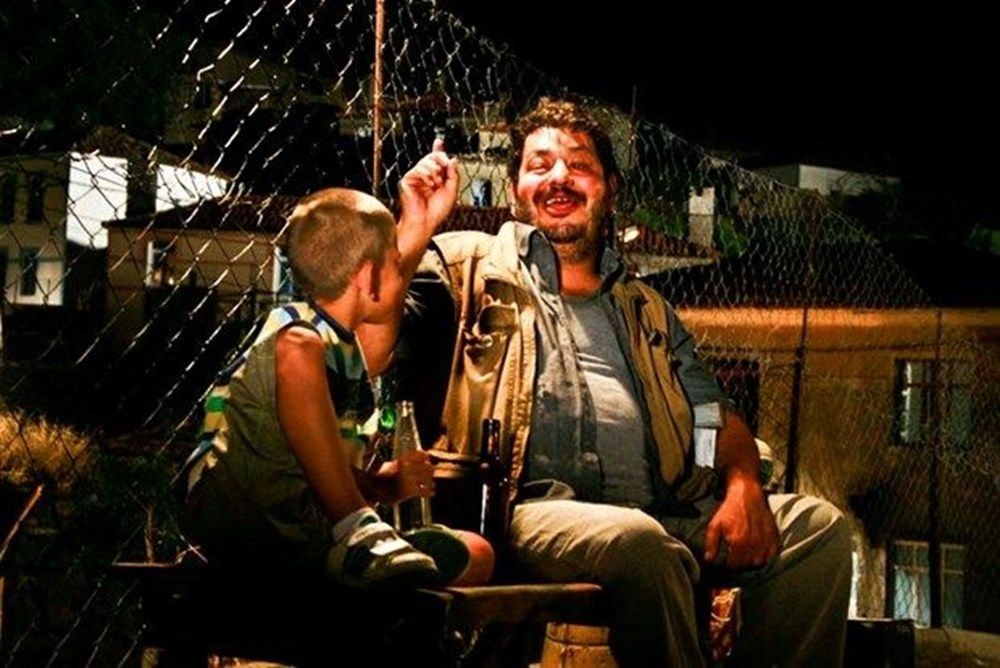 Tiyatro camiasının güler yüzlü ağabeyi: Erdal Tosun