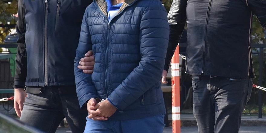 İzmir Merkezli 6 İlde Eski Polis Memurlarına Yönelik Fetö Operasyonu Başlatıldı: 41 Gözaltı