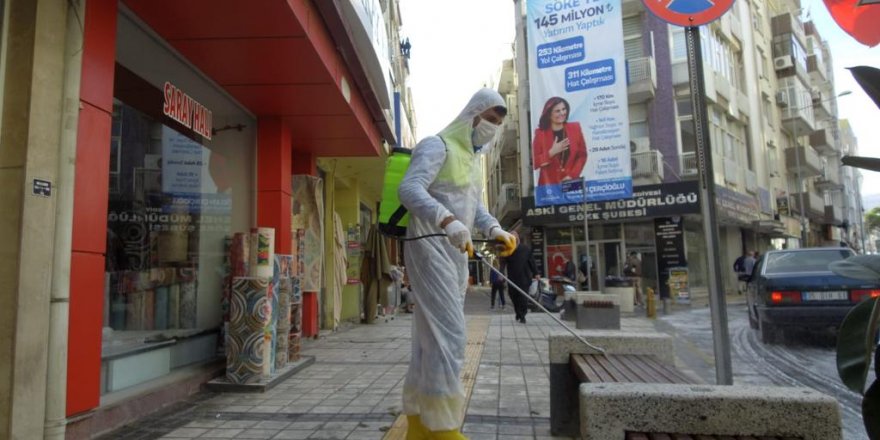Aydın Büyükşehir Belediyesi Dezenfekte Çalışmalarını Sürdürüyor
