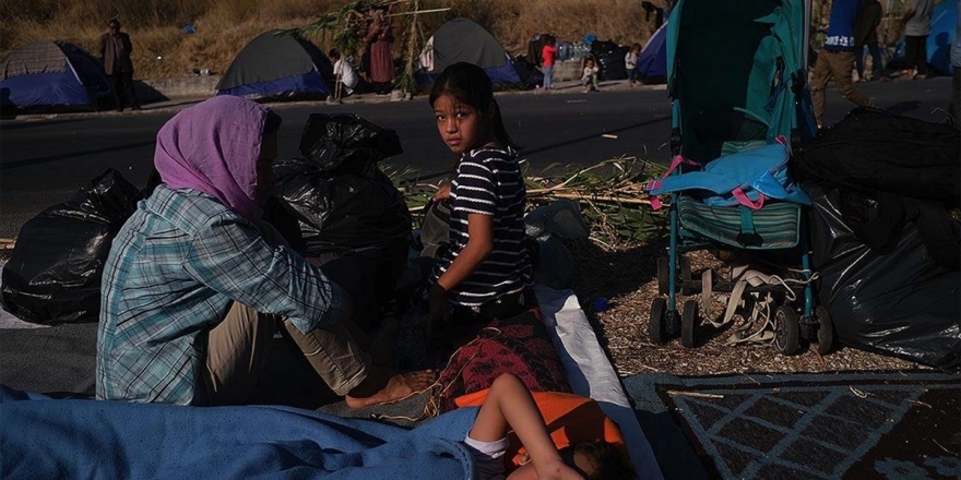 Ab İle Yunanistan Midilli Adası'nda Yeni Göçmen Kabul Merkezi Kuracak