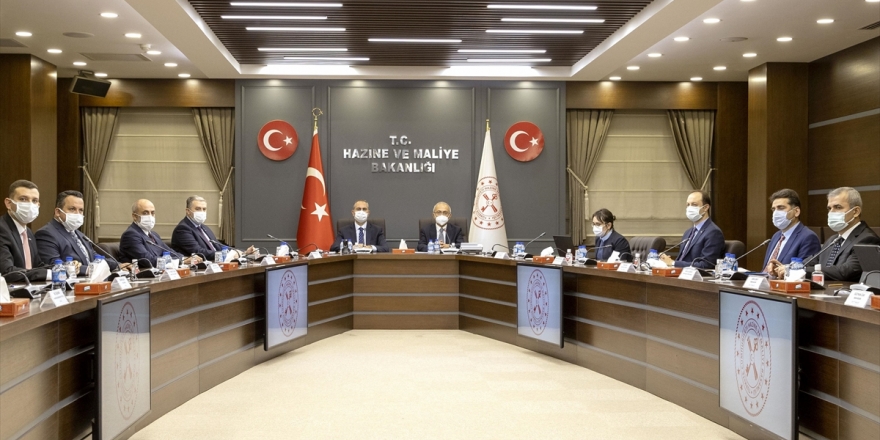 Hazine Ve Maliye Bakanı Elvan İle Adalet Bakanı Gül, Müsiad Yönetimiyle Bir Araya Geldi