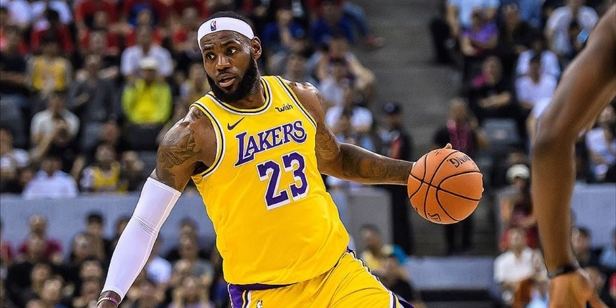 Lakers Yıldız Oyuncuları Lebron James Ve Anthony Davis İle Sözleşme Yeniledi