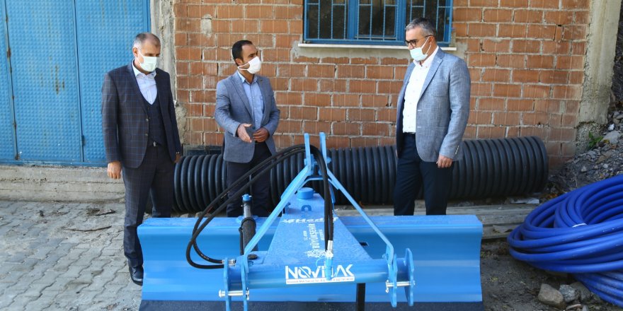 Aydın Büyükşehir Belediyesi'nden  Mahallelere Tesviye Küreği